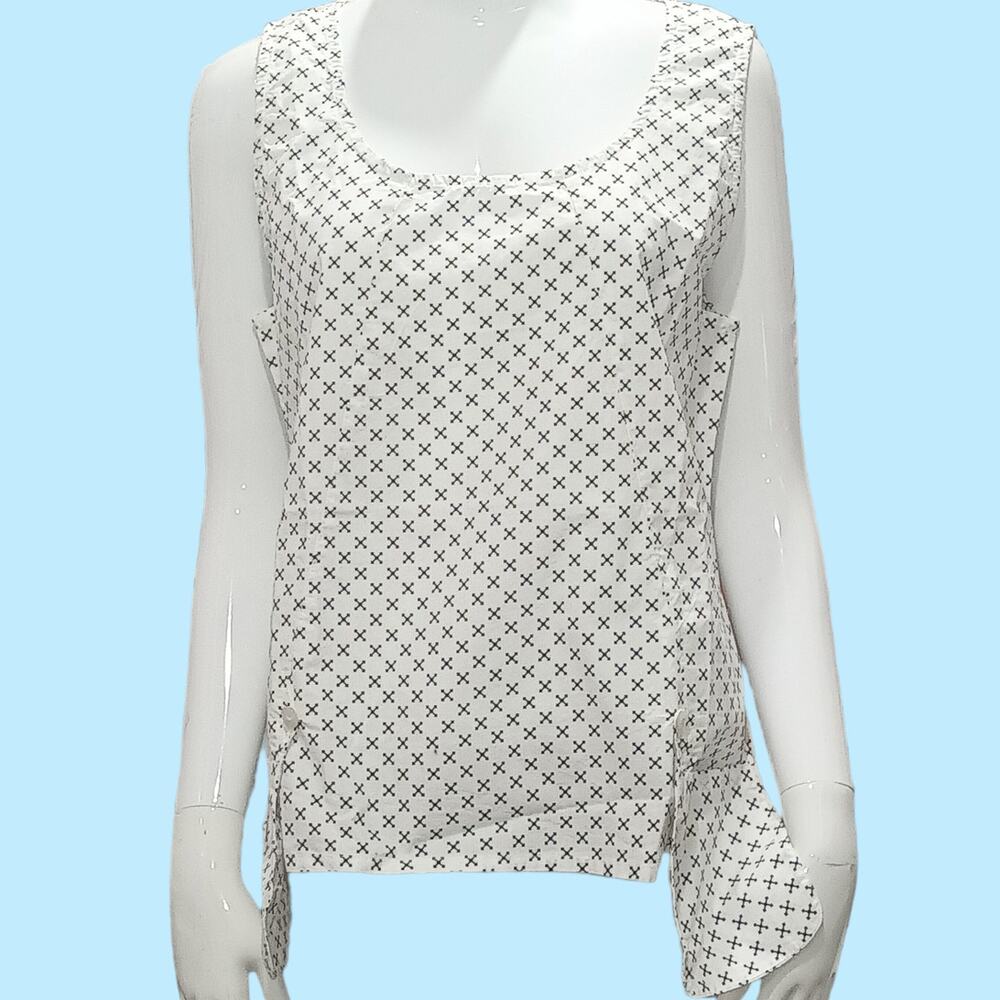 TULIP CLOTHING UNIQUE SLEEVELESS TOP SIZE MEDIUM
